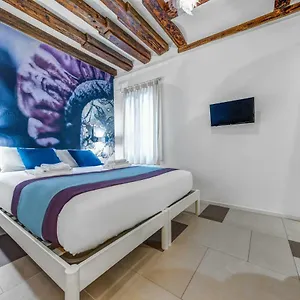 Accademia Palace By Casa Da Venezia